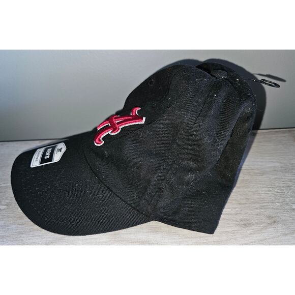 NWT Alabama Crimson Tide Hat Cap NCAA Fan Favorite Black Red One Size - Picture 3 of 9